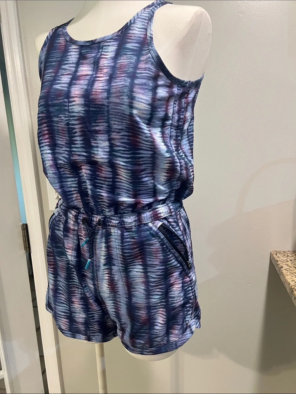 Athleta girl on the go 1 piece romper XXL